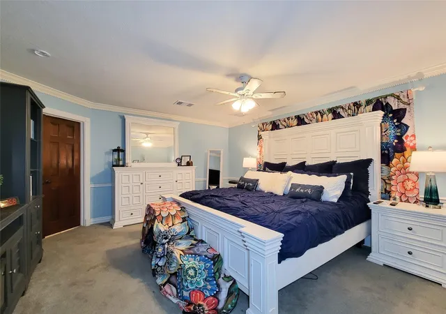 Photo 3 of Single family home for sale at 6235 Rolling Water Dr, Houston, TX 77069 | MLS# 68516327 | Listing updated on 2026-08-25