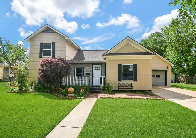 1st image of 134 4th St, Sugar Land, TX 77498 | MLS# 79700257