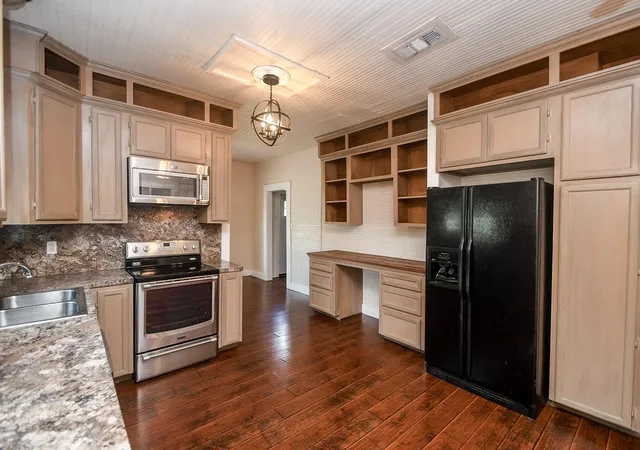 4th image of 134 4Th St, Sugar Land, TX 77498 | MLS# 79700257