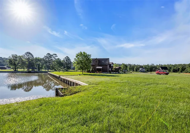 Photo 2 of Land for sale at 1 Is Point, Huntsville, TX 77340 | MLS# 40609950 | Listing updated on 2026-08-02