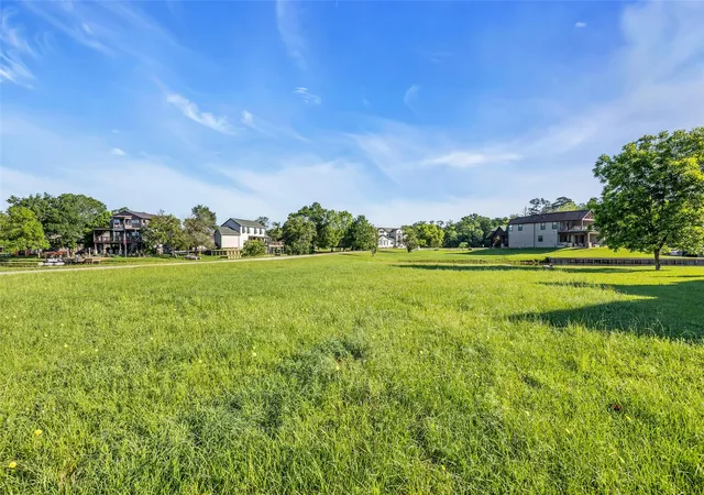Photo 3 of Land for sale at 1 Is Point, Huntsville, TX 77340 | MLS# 40609950 | Listing updated on 2026-08-02