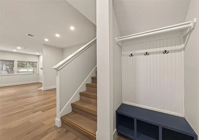 4th image of 11812 Chanteloup Dr, Houston, TX 77047 | MLS# 63608473