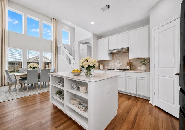 3rd image of 10511 Amador Peak Dr, Rosharon, TX 77583 | MLS# 2570939