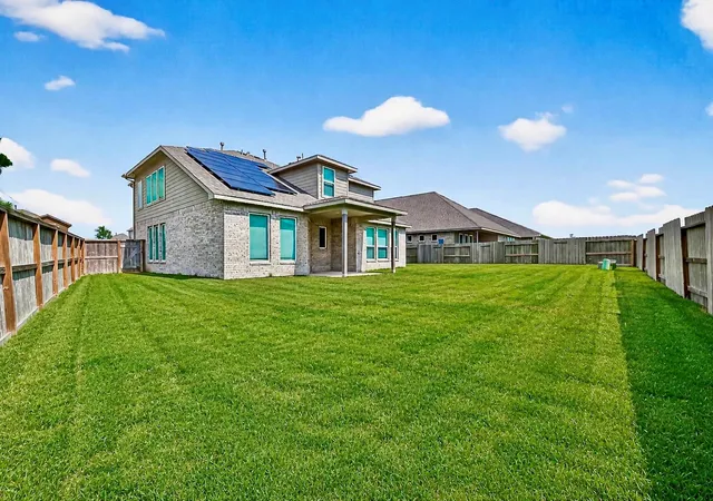 5th image of 10511 Amador Peak Dr, Rosharon, TX 77583 | MLS# 2570939