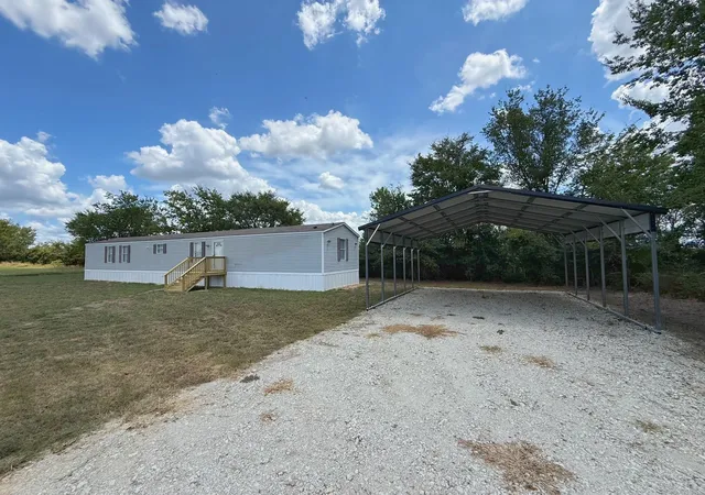 3rd image of 9032 Hoke Ln, Thornton, TX 76687 | MLS# 3822691