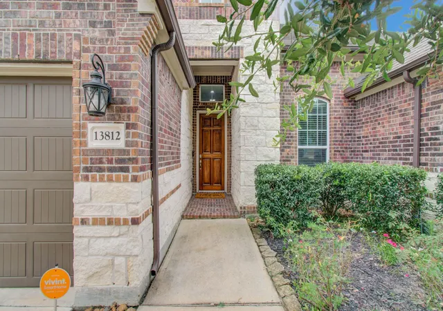 Photo 3 of Single family home for sale at 13812 N Lake Branch Ln, Houston, TX 77044 | MLS# 39049596 | Listing updated on 2026-07-18