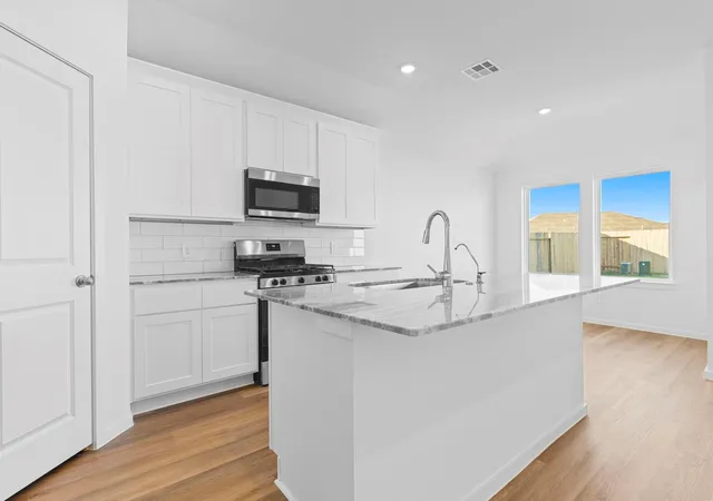 Photo 4 of Single family home for sale at 1518 Shimmering Ocean Way, Iowa Colony, TX 77583 | MLS# 54883972 | Listing updated on 2026-09-14