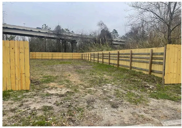 Photo 1 of Sale Pending at 5050 Neches St, Houston, TX 77026 | MLS# 11837598 | Listing updated on 2026-08-22