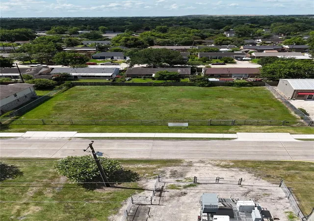 Photo 1 of Land for sale at 3815 W Orem Dr, Houston, TX 77045 | MLS# 32782692 | Listing updated on 2026-07-20