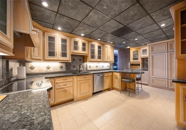 Photo 4 of Condo for sale at 2016 Main St #PH 6, Houston, TX 77002 | MLS# 79269470 | Listing updated on 2026-09-18