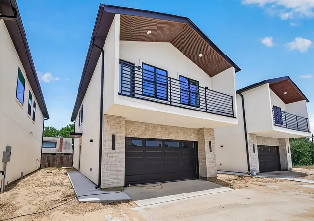 3rd image of 1811 N Spring Dr #6, Spring, TX 77373 | MLS# 98219015