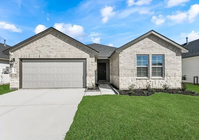 Photo 2 of Single family home for sale at 1026 Appaloosa Ln, Rosharon, TX 77583 | MLS# 17869909 | Listing updated on 2026-08-06