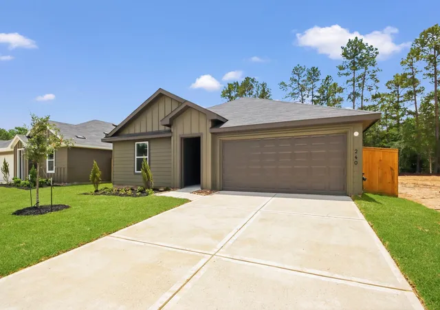 Homes for sale in New Waverly, TX | 240 Golden Eagle Blvd, New Waverly, TX 77358 | MLS# 67465650