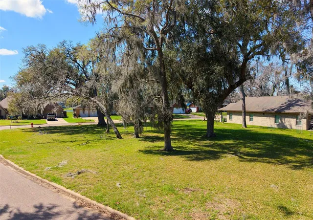 2nd image of Wood Haven Dr, West Columbia, TX 77486 | MLS# 31827326