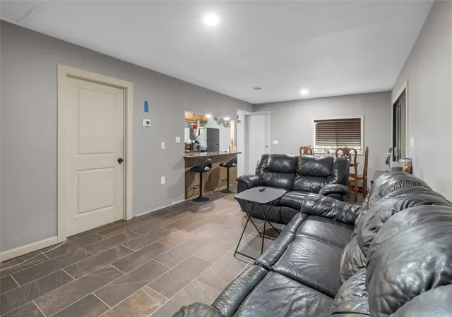 4th image of 2396 Fm 109, Columbus, TX 78934 | MLS# 836452