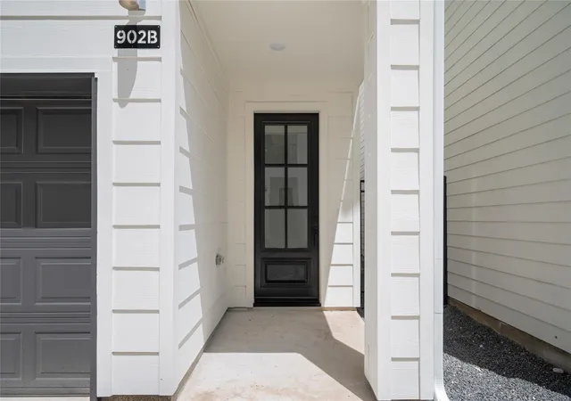 4th image of 902 Kern St #B, Houston, TX 77009 | MLS# 6696278