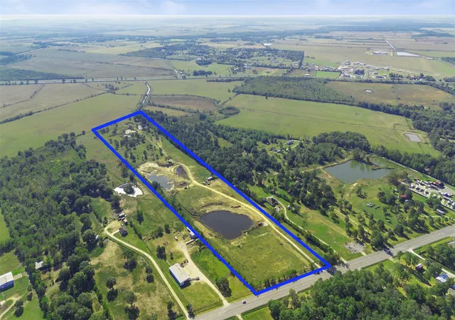5th image of 1624 Fm 563, Anahuac, TX 77514 | MLS# 497488