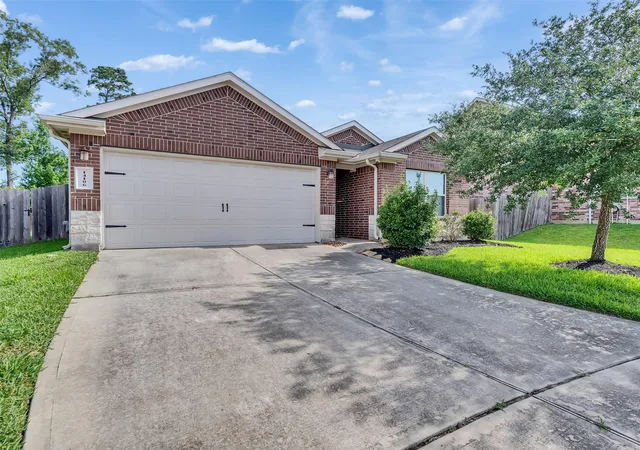 1st image of 14106 Locke Point Ct, Conroe, TX 77384 | MLS# 3438238