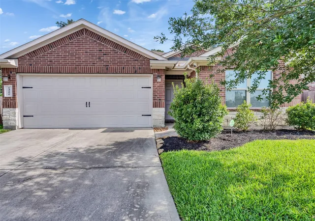 2nd image of 14106 Locke Point Ct, Conroe, TX 77384 | MLS# 3438238