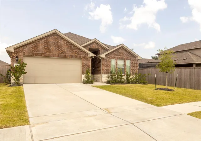 Photo 1 of Single family home for sale at 18614 Austin Ridge Dr, Crosby, TX 77532 | MLS# 86712204 | Listing updated on 2026-08-31