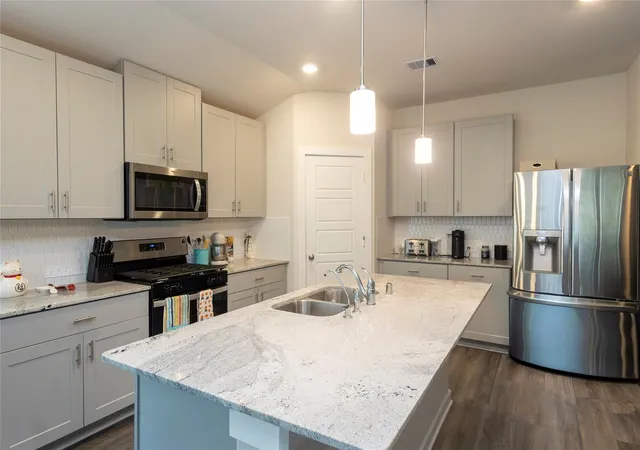 Photo 4 of Single family home for sale at 18614 Austin Ridge Dr, Crosby, TX 77532 | MLS# 86712204 | Listing updated on 2026-08-31