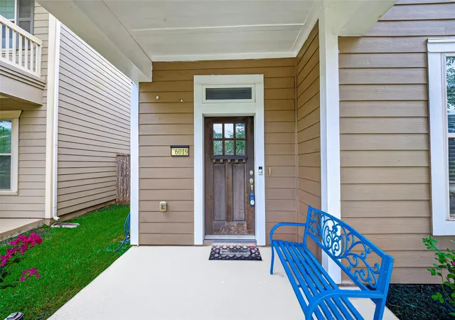 Photo 4 of Single family home for sale at 6019 Dark Kite Trl, Missouri City, TX 77459 | MLS# 5765445 | Listing updated on 2026-07-30
