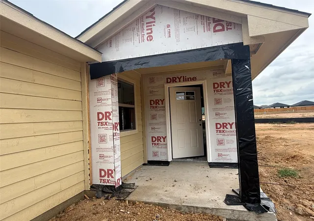 2nd image of 11674 Ruffian, Willis, TX 77318 | MLS# 67523739