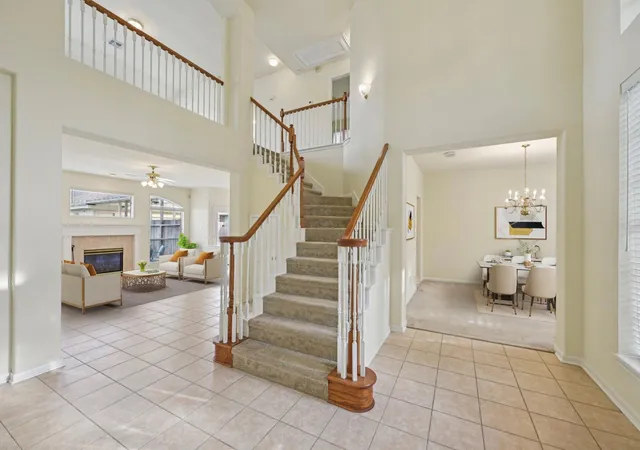 Photo 4 of Single family home for sale at 5918 Pebble Bank Ln, Houston, TX 77041 | MLS# 70815851 | Listing updated on 2026-09-20