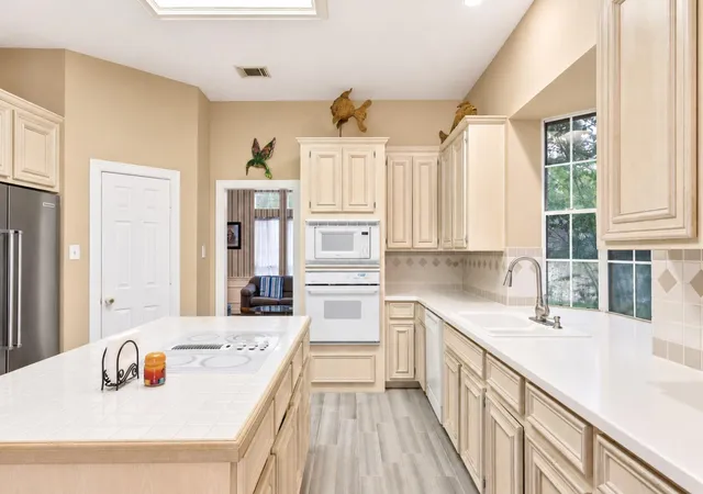 Photo 4 of Single family home for sale at 8122 Malardcrest Dr, Humble, TX 77346 | MLS# 47546496 | Listing updated on 2026-09-11