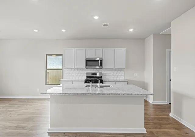 5th image of 3510 Atlas Point Ln, Angleton, TX 77515 | MLS# 54422509