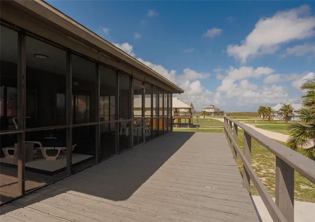 2nd image of 352 Driftwood Dr, Matagorda, TX 77457 | MLS# 36586355