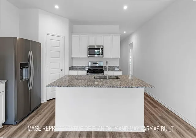 3rd image of 10613 Knox Landing Dr, College Station, TX 77845 | MLS# 11725307