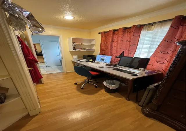Photo 4 of Single family home for sale at 15202 Henry Rd, Houston, TX 77060 | MLS# 80791367 | Listing updated on 2026-05-01