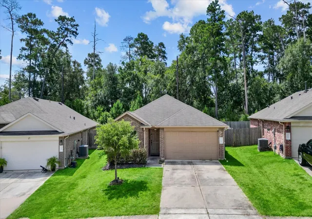 Photo 3 of Single family home for sale at 5611 Rainflower Ter Ln, Spring, TX 77389 | MLS# 37404392 | Listing updated on 2026-09-12