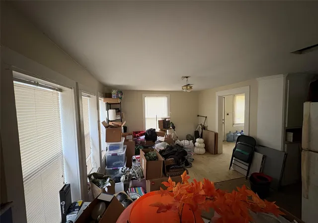 5th image of 404 W Main St, Tomball, TX 77375 | MLS# 10702587