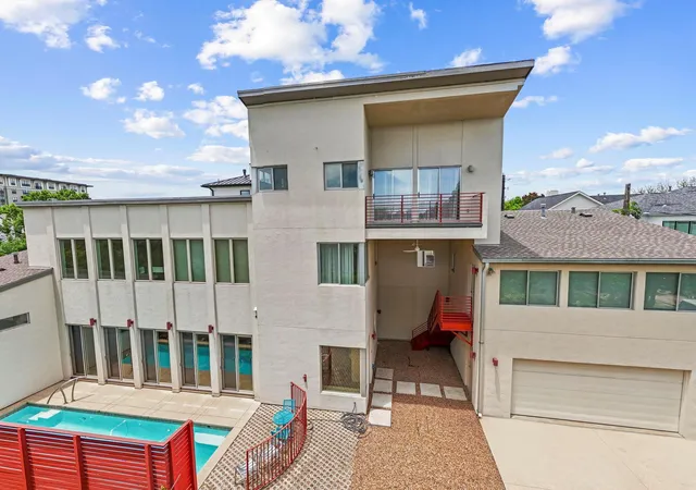 1st image of 1634 Marshall St, Houston, TX 77006 | MLS# 23321363