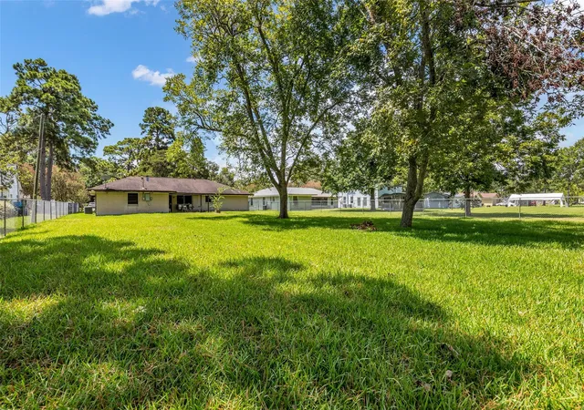 Photo 1 of Sale Pending at 1900 Wright Blvd, Baytown, TX 77520 | MLS# 9802639 | Listing updated on 2026-08-29
