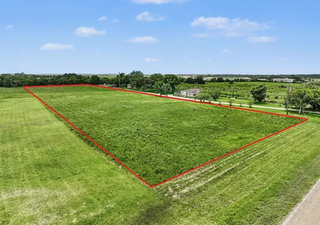 Homes for sale in Anahuac, TX | 04 Hwy 61, Anahuac, TX 77514 | MLS# 92523144