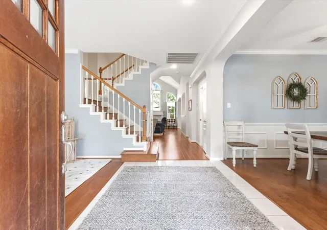 Photo 3 of Single family home for sale at 502 Airybrook Ln, Houston, TX 77094 | MLS# 4522926 | Listing updated on 2026-09-10