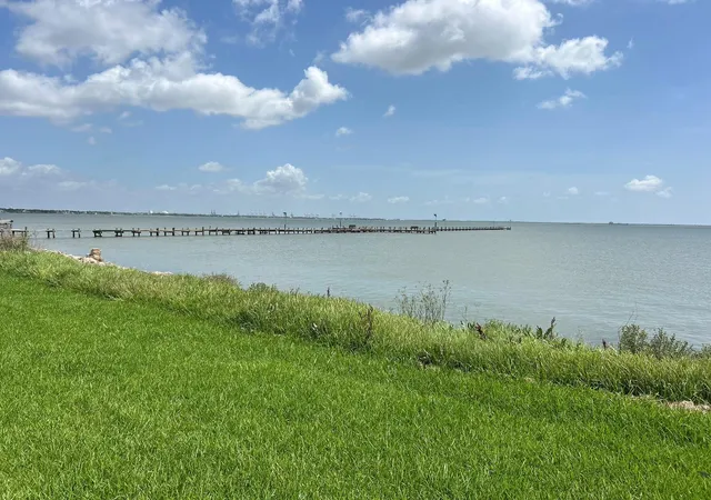 3rd image of 500 Block Meadowlawn Ave, La Porte, TX 77571 | MLS# 15239617