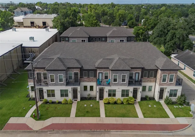 1st image of 301 W 31st St #103, Bryan, TX 77803 | MLS# 10527172