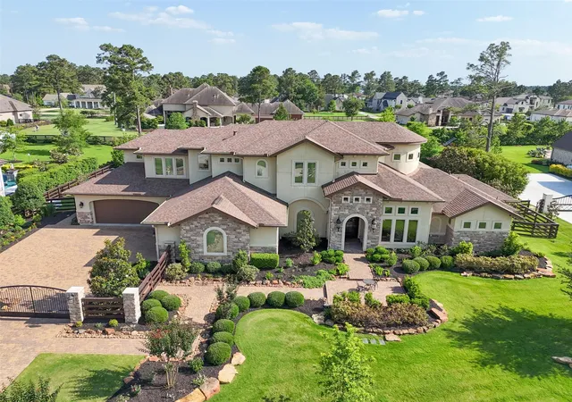 1st image of 18 Rugged Lark Cir, Tomball, TX 77377 | MLS# 46688570