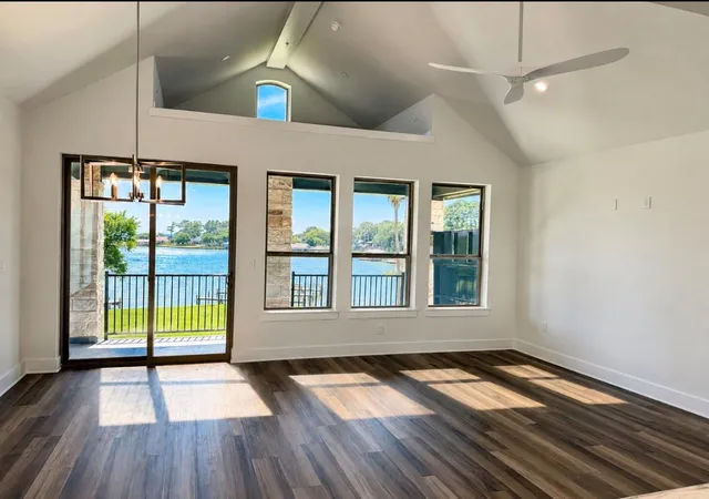2nd image of 2112 Fm 3186 D5 #D5, Onalaska, TX 77360 | MLS# 66951982