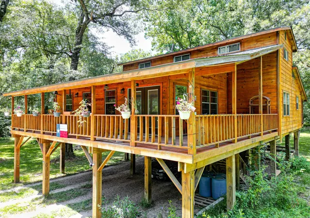 Photo 2 of Single family home for sale at 16 Magnolia Rd, New Caney, TX 77357 | MLS# 53375533 | Listing updated on 2026-09-09