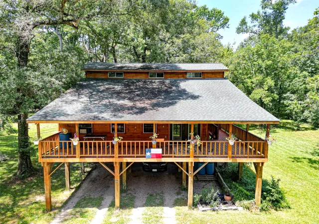 Photo 3 of Single family home for sale at 16 Magnolia Rd, New Caney, TX 77357 | MLS# 53375533 | Listing updated on 2026-09-09