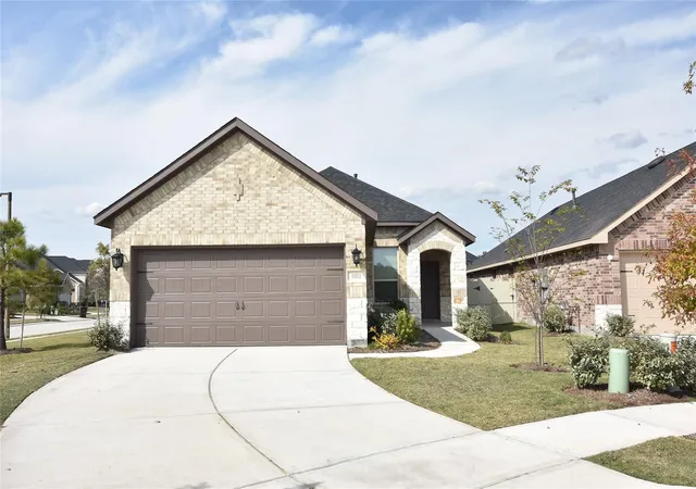 Photo 1 of Single family home for sale at 9303 Colonial Bent Ct, Conroe, TX 77385 | MLS# 58121364 | Listing updated on 2026-08-25