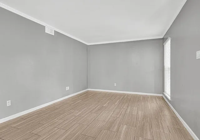 Photo 4 of Sale Pending at 7839 Fondren Rd, Houston, TX 77074 | MLS# 33893770 | Listing updated on 2026-09-20