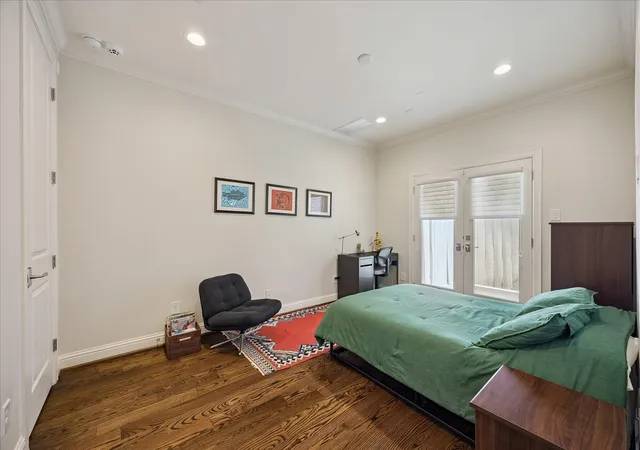 Photo 4 of Single family home for sale at 3928 W Main St, Houston, TX 77027 | MLS# 49738299 | Listing updated on 2026-09-12
