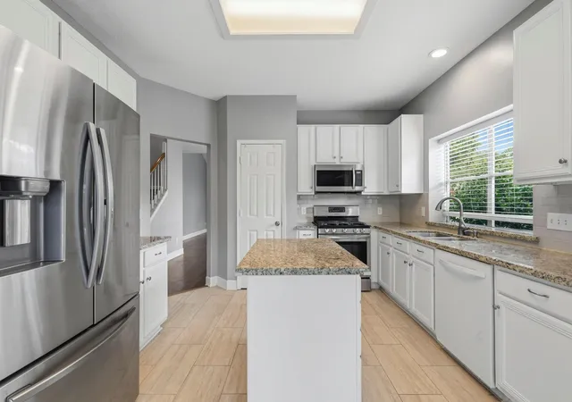 Photo 3 of Sale Pending at 9327 Restover Ln, Houston, TX 77064 | MLS# 19621746 | Listing updated on 2026-09-02