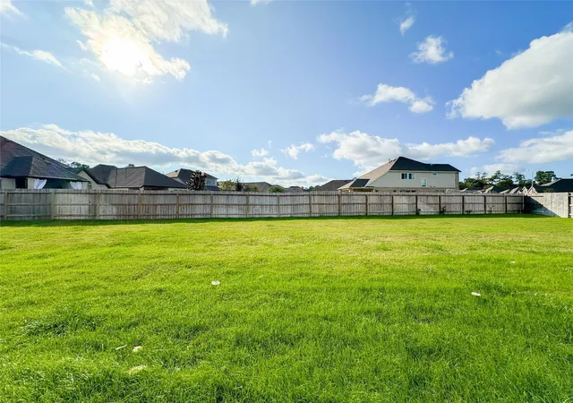 34th image of 9411 Coleraine Ct, Tomball, TX 77375 | MLS# 36090316